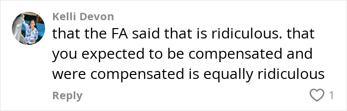 A social media comment discussing a flight attendant's interaction with a pet parent. A social media comment discussing a flight attendant's interaction with a pet parent.