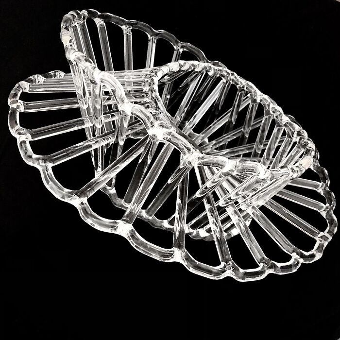 Anduriel Widmark’s World Of Glass: Geometry, And The Magic In Between (10 Pics)