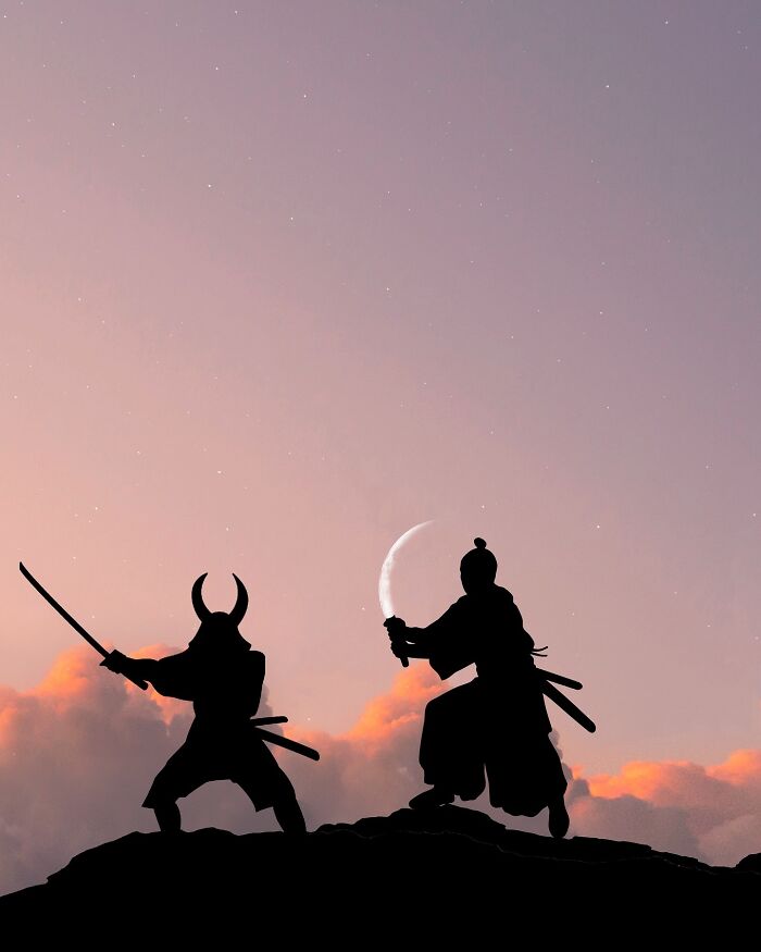 Silhouette photography of two warriors with swords against a twilight sky.