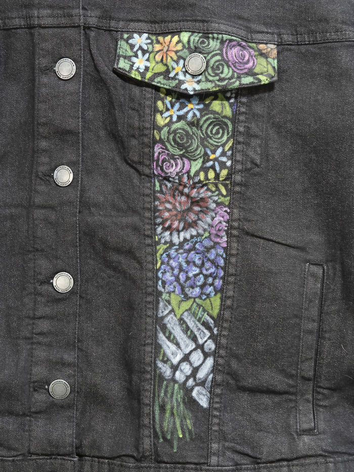 I Upcycled A $16 Aldi Denim Jacket – Here’s How It Turned Out I Upcycled A $16 Aldi Denim Jacket – Here’s How It Turned Out