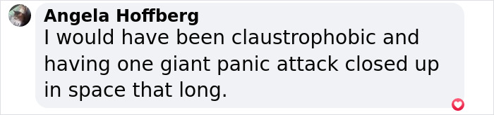 Comment discussing panic and claustrophobia related to stranded astronauts.