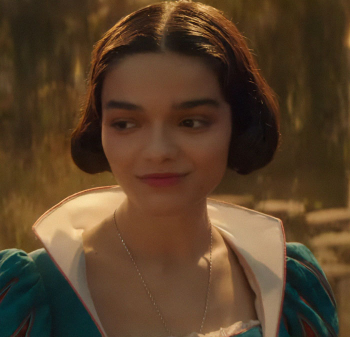 &ldquo;The Audacity Of This Nepo Baby&rdquo;: John Lennon&rsquo;s Son Sparks Debate Over &lsquo;Snow White&rsquo; Cast&rsquo;s Beauty