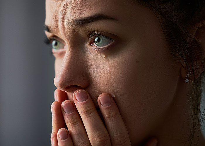 30 Times People Had A Heartbreaking Realization That Their Friends Were Fake