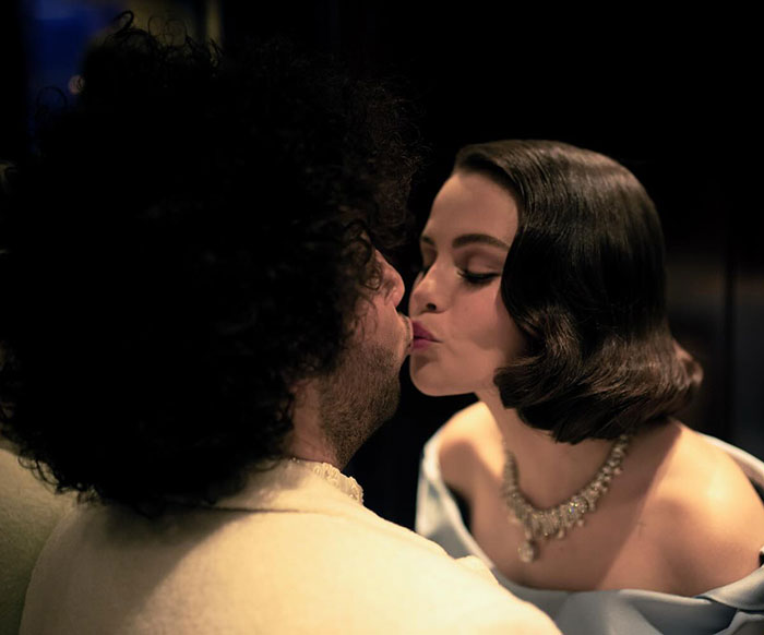 A couple shares a kiss, highlighting Selena Gomez's fianc&eacute; and his perspective on treating women.