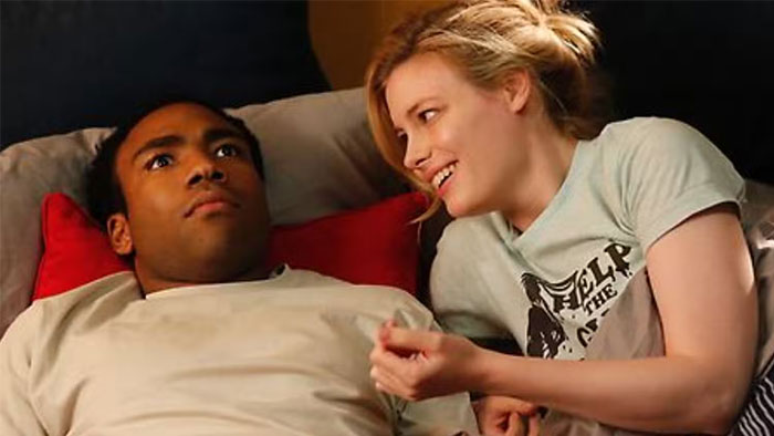 50 TV Couples Who Had No Chemistry, No Passion, And No Business Being Together