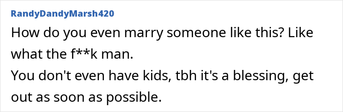 Comment discussing divorce advice in a dead bedroom situation.