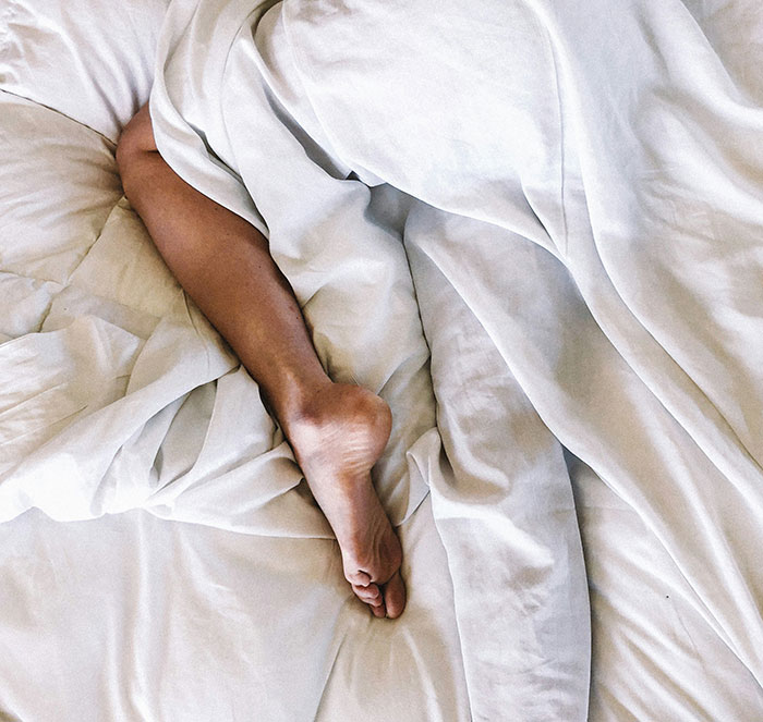 Husband Breaks After Anniversary Night Tease, Asks For Divorce The Next Day