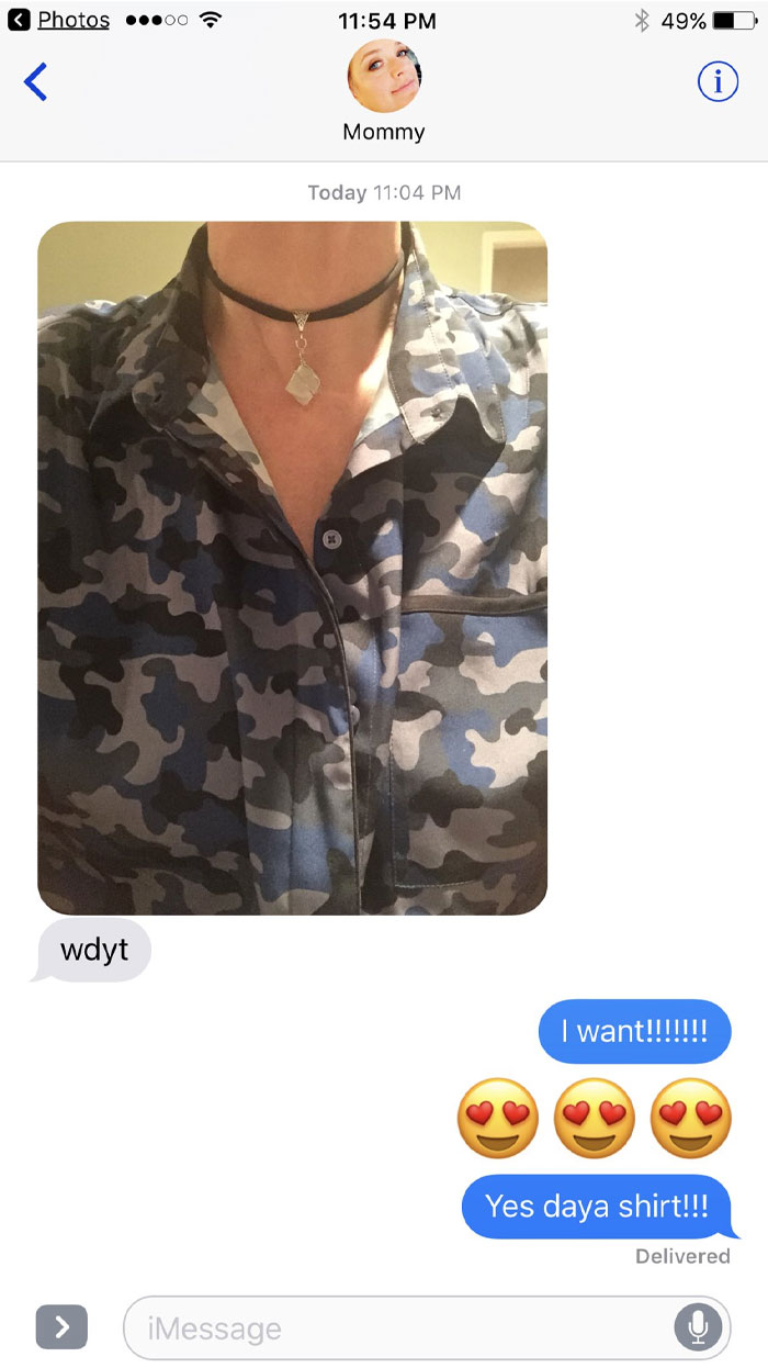 Text message exchange showing a camo shirt, captioned "wdyt", part of Zendaya's family chat.