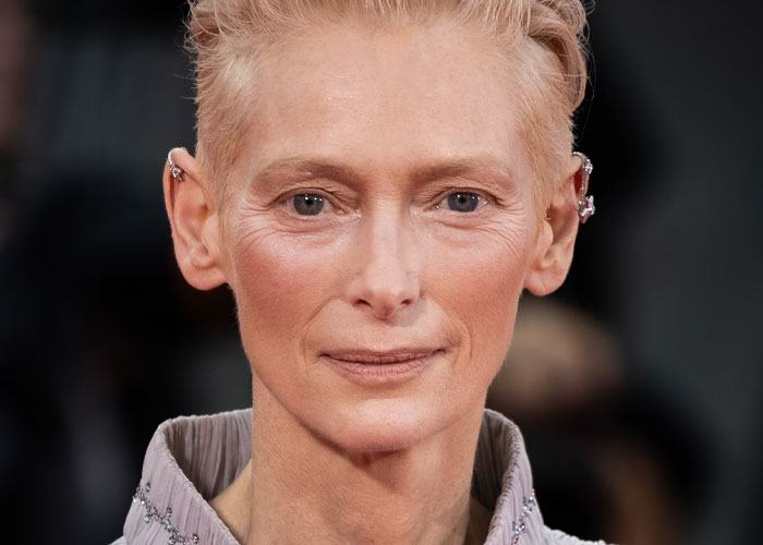 30 Celebrity Encounters That Proved Some Stars Are Just Really Good People