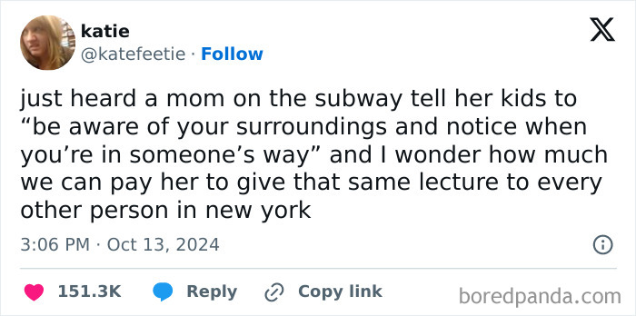 Tweet humorously highlighting a mom advising subway kids, showcasing millennials' sense of humor.