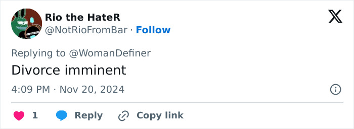 Tweet screenshot discussing Pierce Brosnan and body-shaming. Tweet screenshot discussing Pierce Brosnan and body-shaming.