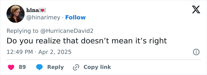 Reply on social media discussing internet behavior related to Justin Bieber photo debate.