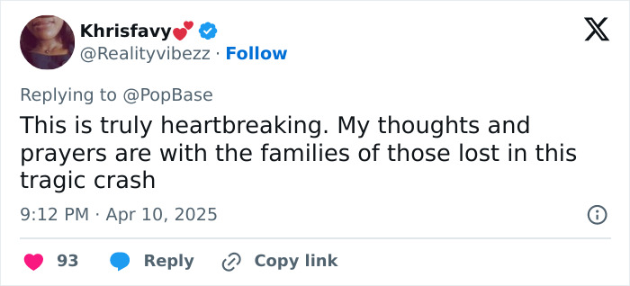 Tweet expressing condolences for the New York helicopter crash victims' families.