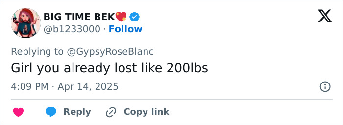 Tweet commenting on Gypsy-Rose Blanchard's weight loss transformation, humorously mentioning a 200-lb loss. Tweet commenting on Gypsy-Rose Blanchard's weight loss transformation, humorously mentioning a 200-lb loss.