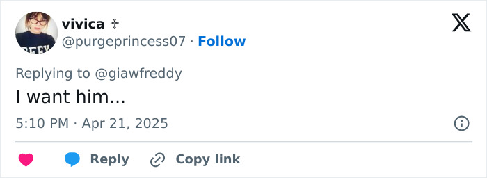 Tweet by vivica saying "I want him..." related to massive 'thirst' over Joe Biden's family pic.