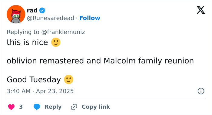 Tweet response discussing "Malcolm in the Middle" family reunion with joyful emojis.