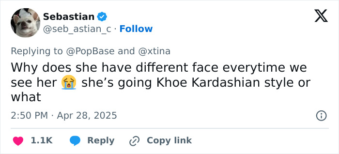 Tweet criticizing Christina Aguilera&rsquo;s appearance changes after photoshopping her pictures in a recent photoshoot.