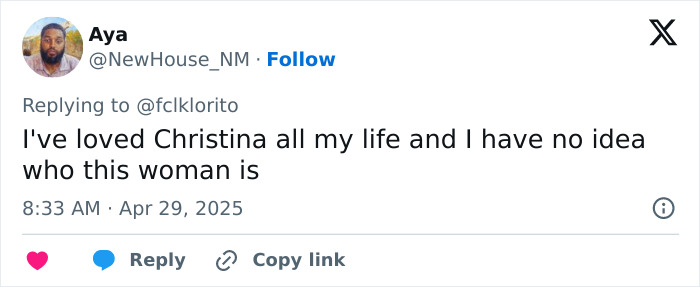 Twitter user expressing confusion over Christina Aguilera photoshopping in recent photoshoot, saying she doesn't look like herself.