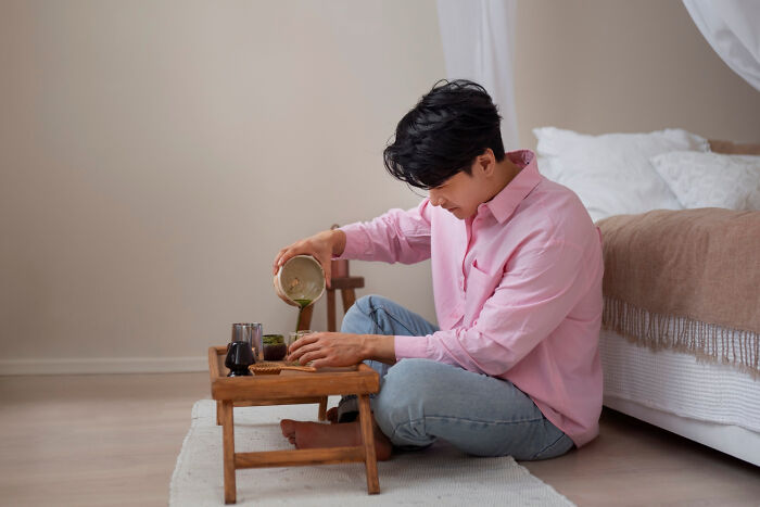 “My Sister Could Do No Wrong”: 30 Times Parents’ Favoritism Of One Child Came Back To Bite Them