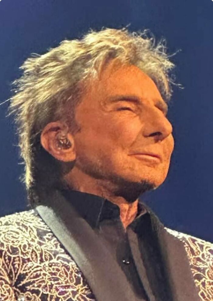 30 Celebrity Encounters That Proved Some Stars Are Just Really Good People