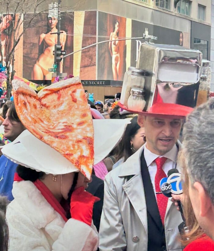 I Made Easter Hats Including Spaghetti, Cheese Graters, And LEGO Bricks I Made Easter Hats Including Spaghetti, Cheese Graters, And LEGO Bricks