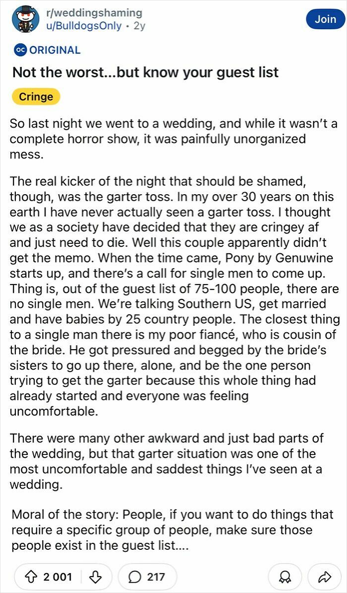 Reddit post about a chaotic wedding experience, focusing on an awkward garter toss situation with no single men in attendance.