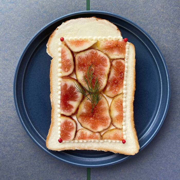 Creative toast design by Japanese artist features figs on bread.
