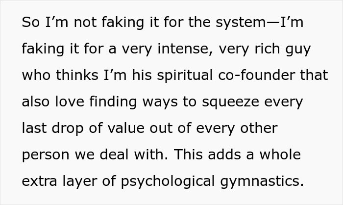 Text highlighting a person feeling psychological strain at work under a wealthy leader's expectations.