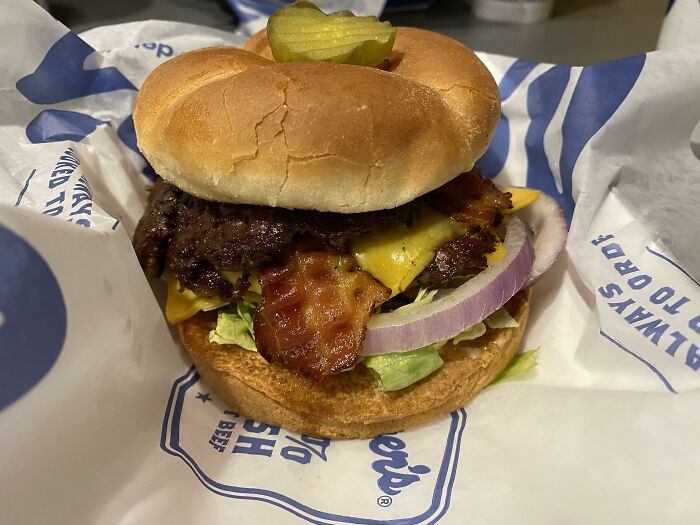 30 Chain Restaurant Employees Share Industry Secrets Most Of The Customers Don't Know About