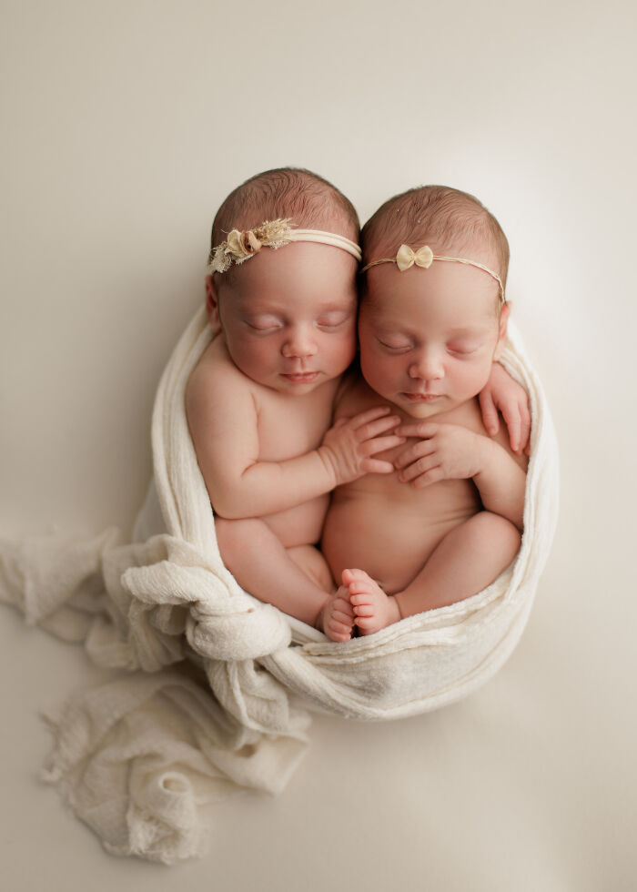 I’ve Photographed Many Beautiful Newborns, But These Precious Twins Truly Stole My Heart (12 Pics)