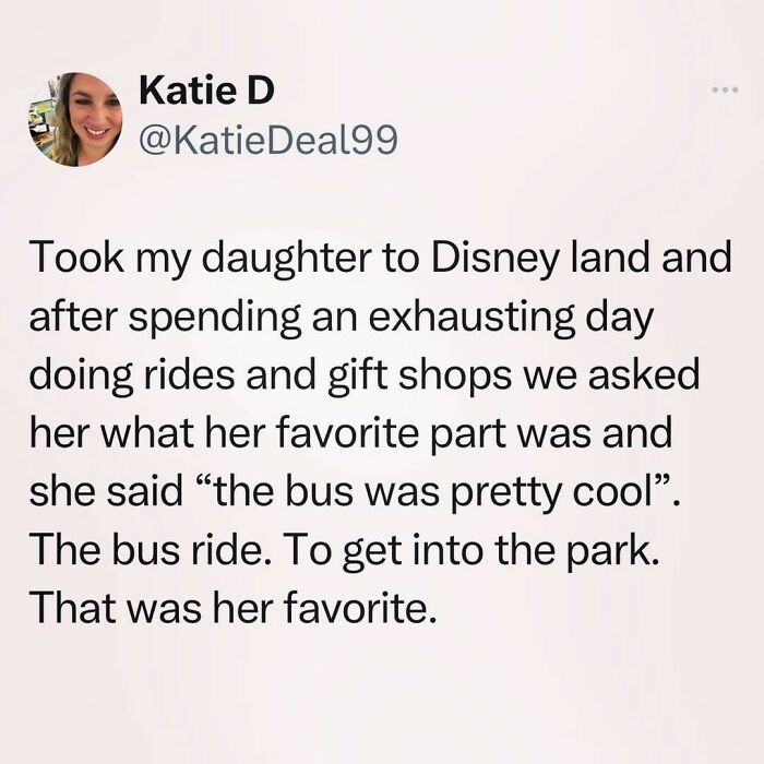 Funny tweet about a child's favorite part of a Disneyland trip being the bus ride.