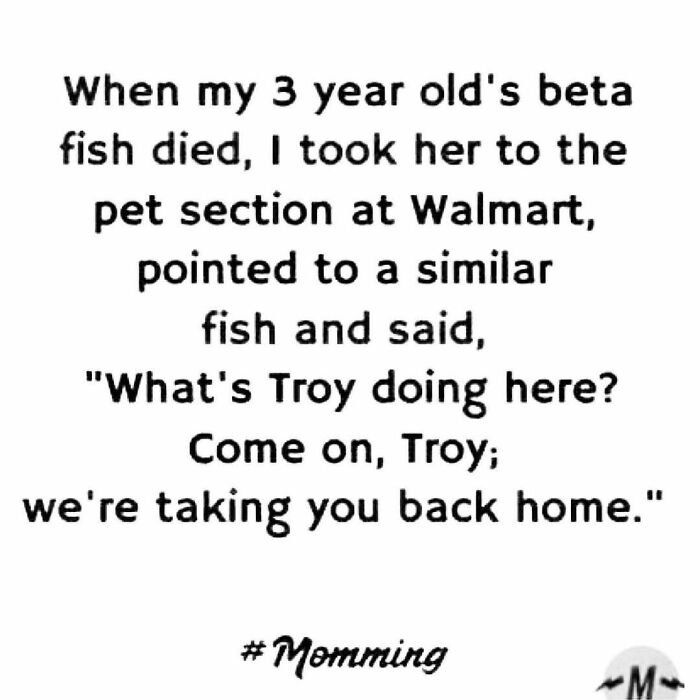 Funny tweet about replacing a child's beta fish with humor at Walmart, featuring hashtag #Momming.