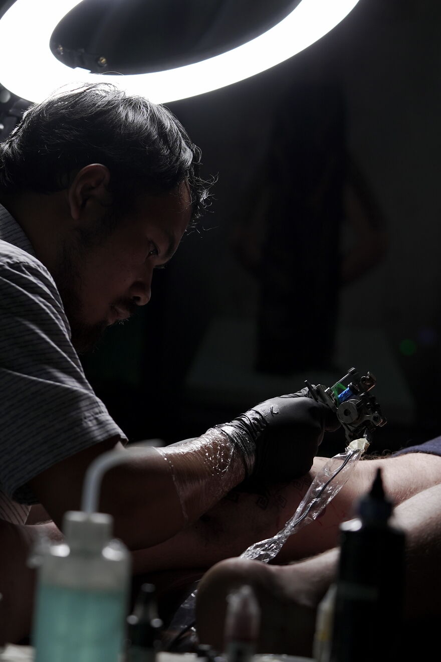 Scuba Divers Want A Tattoo To Make Him Felt In A Blue Ocean, Here What He Got