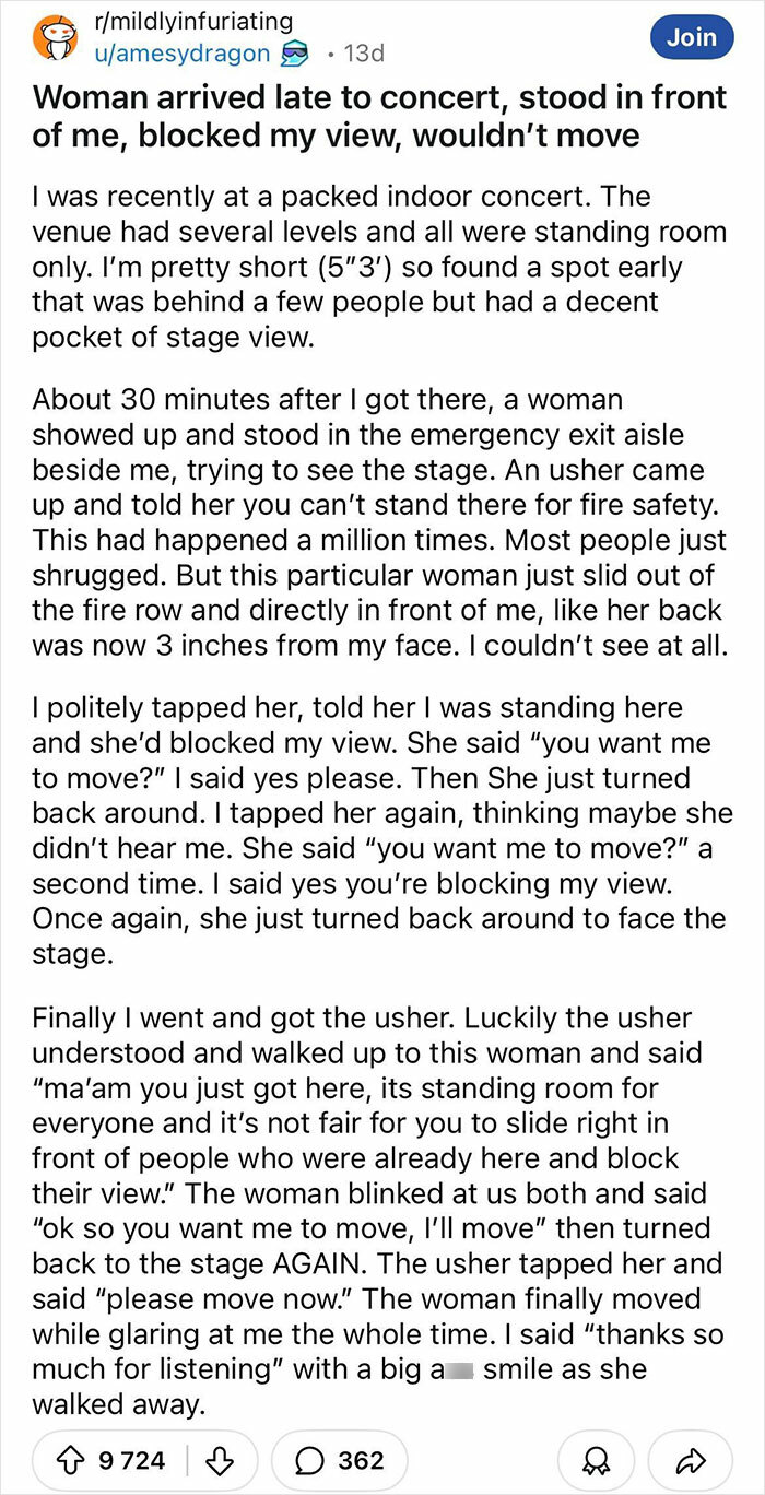 Reddit post about a woman with no self-awareness blocking concert view, despite requests to move.