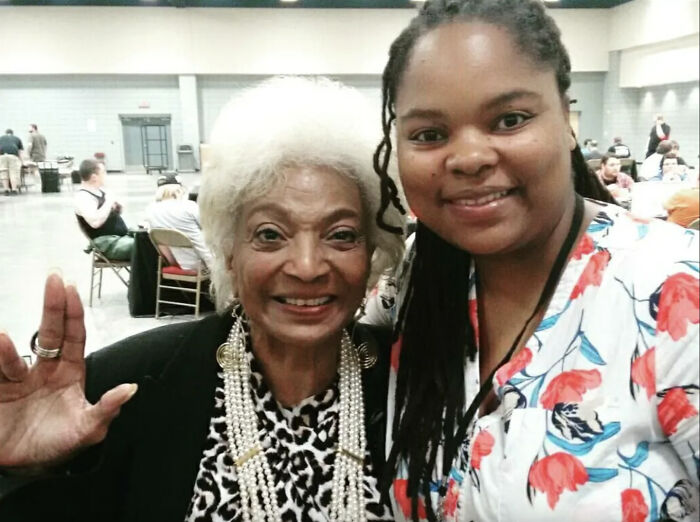 30 Celebrity Encounters That Proved Some Stars Are Just Really Good People