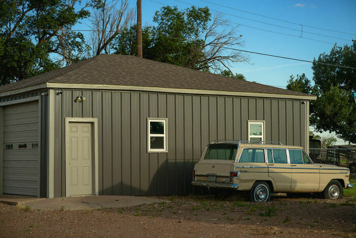 How I Captured Human Connection Through 16 Photos Of Route 66