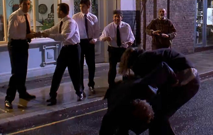 31 Things That Look Awesome In Movies But Are Terrible In Real Life