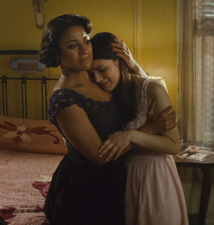 "Not Classy": Rachel Zegler's Co-Star Seemingly Takes Jab At Her Amid 'Snow White' Drama