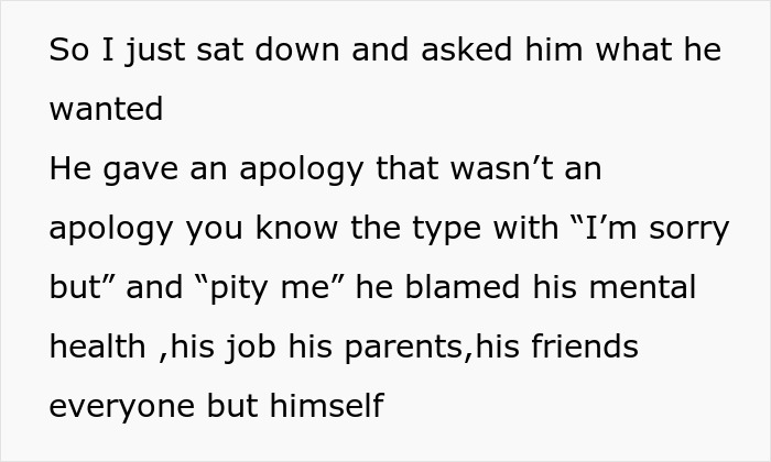 Text exchange about an apology lacking sincerity with blame on others, reflecting a woman's frustration after being dumped.
