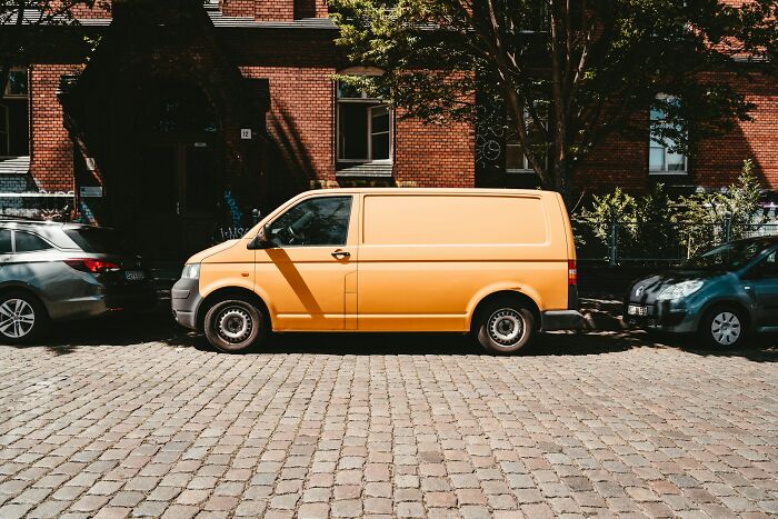 40 Moments In Which People Realized They Needed To Leave Immediately And It Saved Them