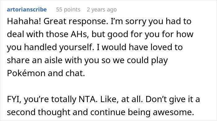 Comment supporting woman's choice to book two plane seats instead of sharing.