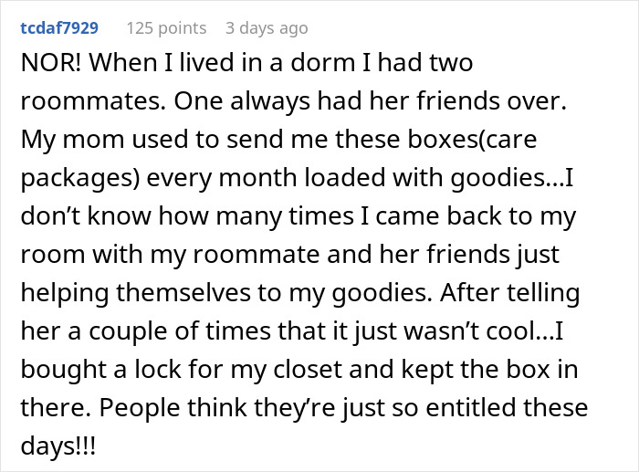 Text from Reddit post about roommates stealing cheese and using a lockbox in the fridge.