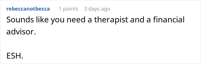 Reddit comment suggesting therapy and financial advice about sharing lottery winnings.