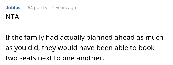 Reddit comment defending woman who booked two plane seats, mentioning planning ahead.