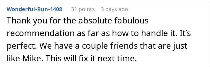 Text response to handling notorious friend splitting the bill comment on Reddit.