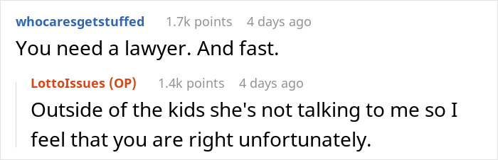 Reddit comments discussing sharing lottery winnings in a relationship conflict.