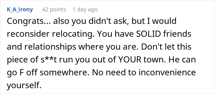 Screenshot of a supportive comment advising a woman not to relocate after being dumped.