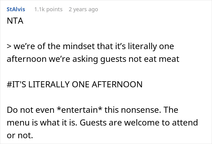 Text screenshot discussing not offering meat at a wedding, emphasizing guest choice. Text screenshot discussing not offering meat at a wedding, emphasizing guest choice.