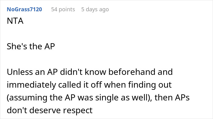 Reddit comment discussing relationship dynamics and respect for a fiancé's daughter. Reddit comment discussing relationship dynamics and respect for a fiancé's daughter.