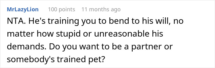 Comment discussing a woman's frustration cooking for her boyfriend's family on vacation.